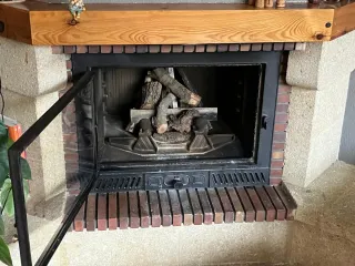 Chimenea de leña completa