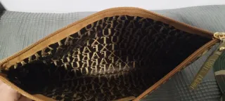 Bolso y cartera Farrutx negro y dorado