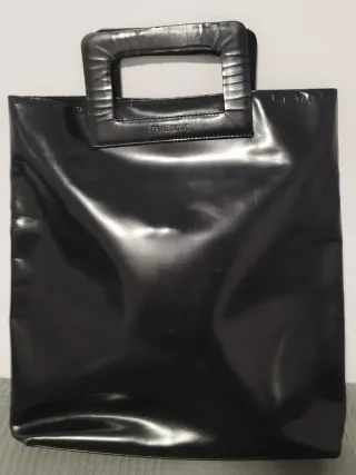 Bolso y cartera Farrutx negro y dorado