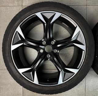 LLANTAS CUPRA 19” ORIGINALES CON NEUMÁTICOS