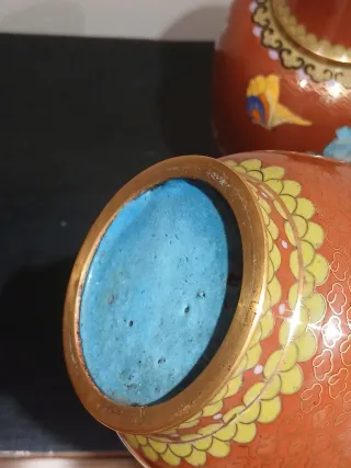 Coppia di vasi cinesi in cloisonné del XIX secolo