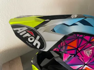 Casco Motocross Airoh Diamond