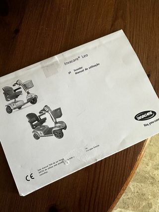 Scooter eléctrica Leo roja + inflador