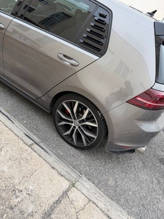 Volkswagen Golf gti