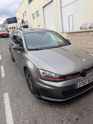 Volkswagen Golf gti
