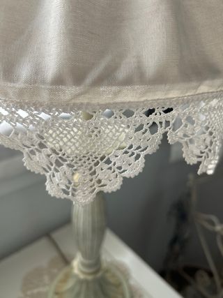 2 Lámparas Beige y dorado de ceramica/escayola.