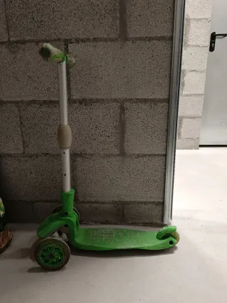 Patinete infantil 3 ruedas morado