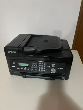 Impresora Epson WF-2520 Negra