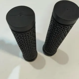 Pack Sillín y Puños Bicicleta Negro/Azul nuevos