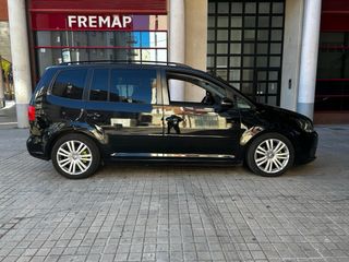 Volkswagen Touran 2012