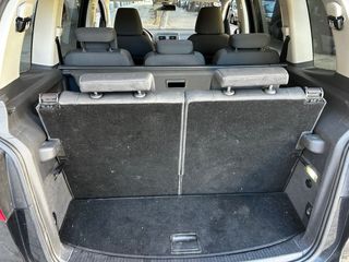 Volkswagen Touran 2012