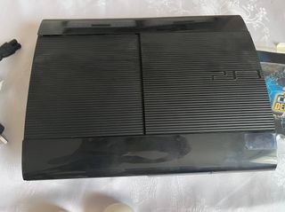 Consola PS3 Super Slim 250 GB Negra + 5 Juegos
