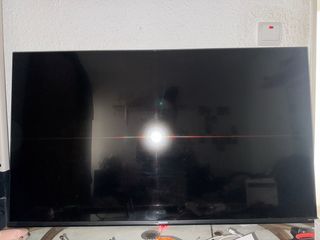 Televisor Hisense 50 Negro mas la base para colgar