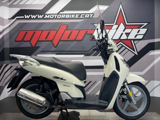 Honda SH 125 Scooter Blanca