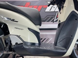 Honda SH 125 Scooter Blanca
