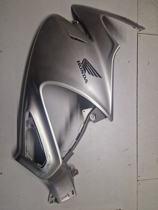 Carenagem Esquerda Honda NT700 Prata