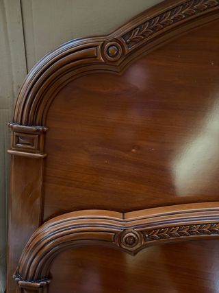 Cabecero y piecero de cama de madera