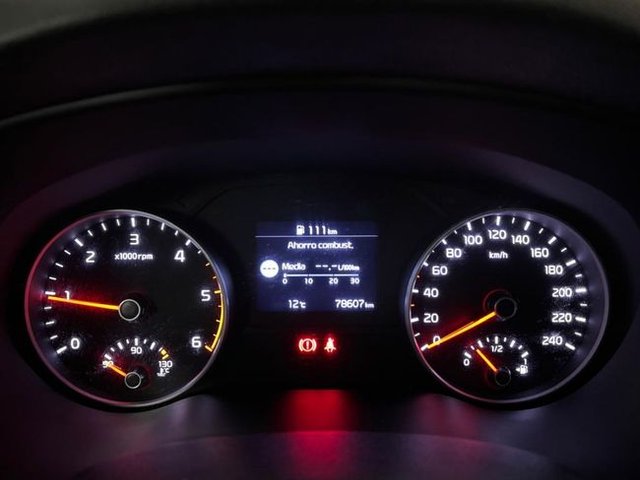 Kia Sportage 1.6 MHEV Drive 100kW (136CV) 4x2