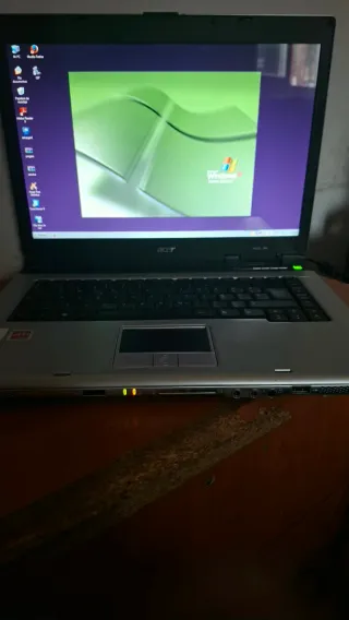 Portátil Acer Plata y Negro