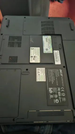 Portátil Acer Plata y Negro