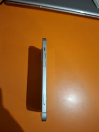 iPhone 12 como nuevo