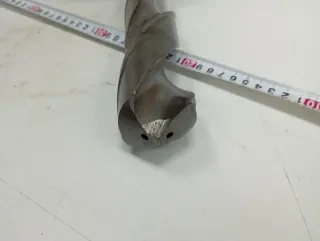 Broca 48mm serie larga con refrigeración interna