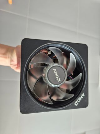 SIN USAR - Ventilador CPU AMD Ryzen 7