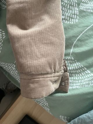 Cazadora H&M Beige Pana Forro Borreguito. Talla S