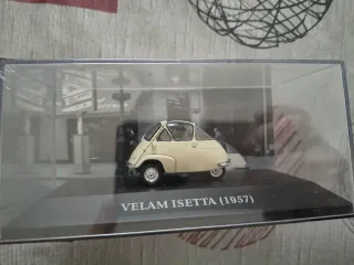 Coche de colección Velam Isetta (1957)