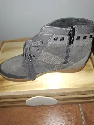 Botines grises Bershka