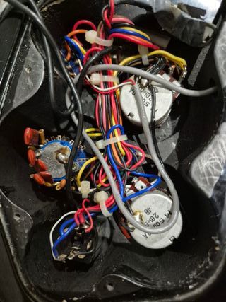 Aria Pro II SB-1000 Bajo Eléctrico 1985