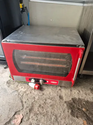 Horno Conesa Rojo