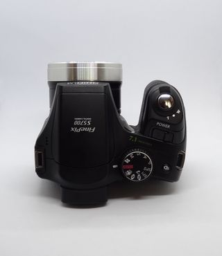Fujifilm FinePix S5700 7.1MP Fotocamera Digitale