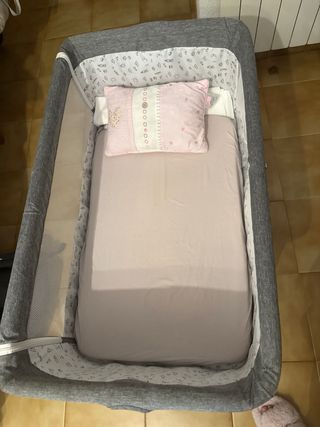 Cuna de colecho gris