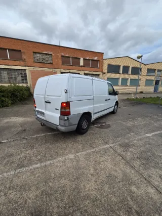 Mercedes-Benz Vito 2000