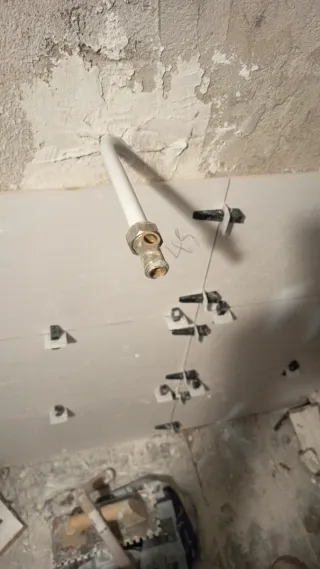 Reformas de pisos ,casas y chalets.