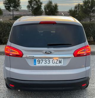 Ford S-MAX 2011