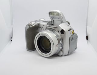 Canon PowerShot S2 IS 5MP Zoom 12x