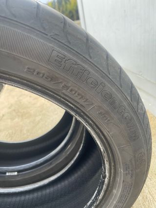 NEUMATICOS 205/50R17