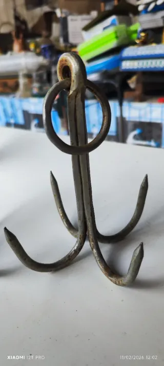 Antiguos ganchos de pozo Forja