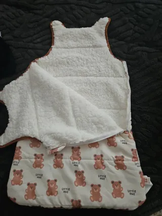 Saco de bebé con estampado de ositos