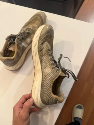 Zapatillas Trail normal Beige y Gris