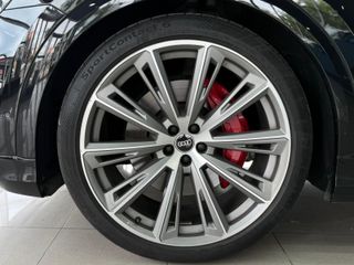 Audi SQ8 2022