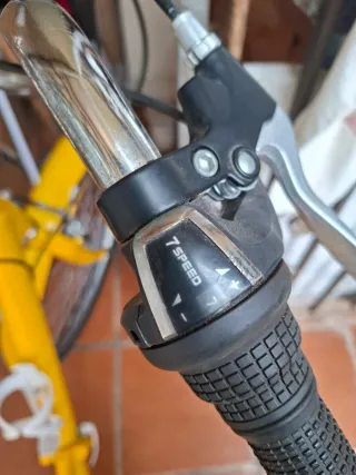 Triciclo Amarillo Nuevo Sin Usar