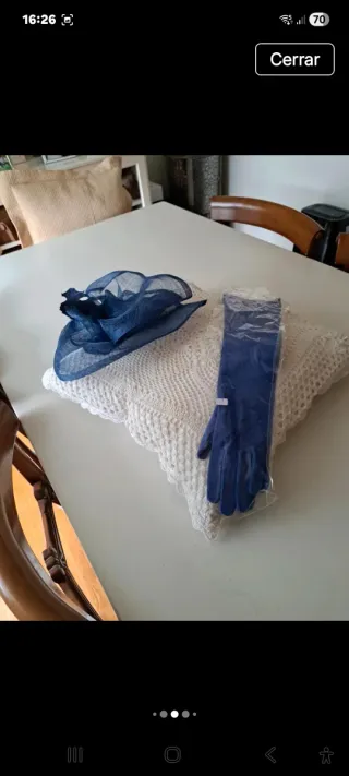 Tocado azul Klein Rosa Clará