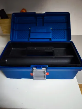 Maletín de herramientas verde