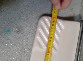 Jabonera antigua porcelana y metal buen estado