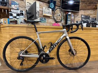 Bici Carretera BMC di2 12v