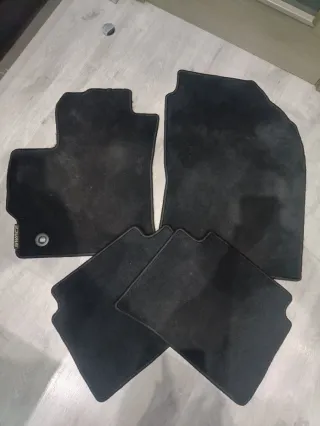 Alfombrillas Suzuki Swace