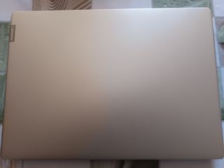 Ordenador portátil Lenovo i5 8th. con disco SSD